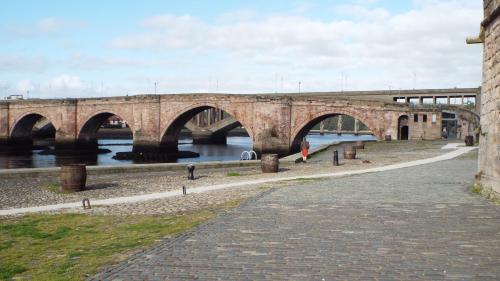 Mill Wharf - image 10
