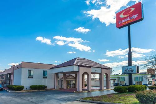 Econo Lodge Inn & Suite Clarksville