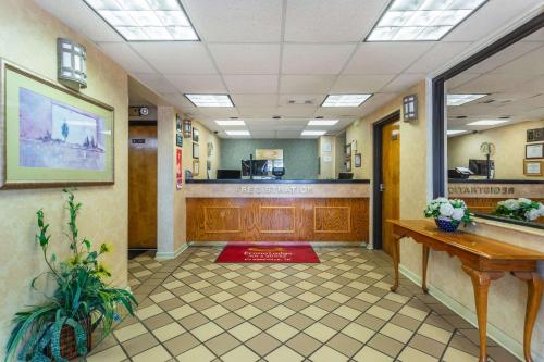 Econo Lodge & Suites Clarksville in Clarksville, USA