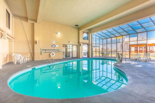 Faciliteter, Econo Lodge & Suites Clarksville near Governors Square Mall in Clarksville (TN)