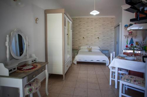 Nostalgia Apartments