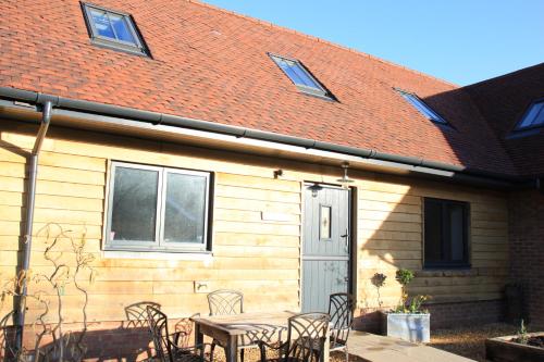 Charming and luxury retreats on our farm in Billingshurst