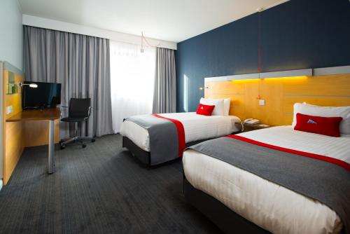 Holiday Inn Express Cambridge an IHG Hotel - image 10