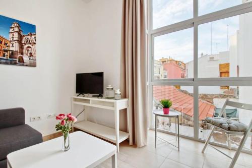 Apartamento terraza privada 2D. MALAGA CENTRO 1
