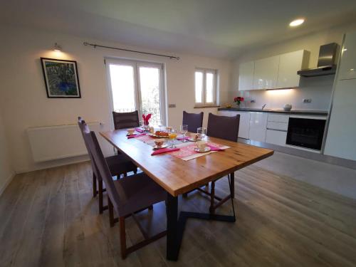 virtuve, New Holiday House, near Makarska in Šumet