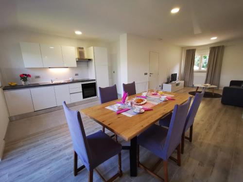 Iekārtas, New Holiday House, near Makarska in Šumet