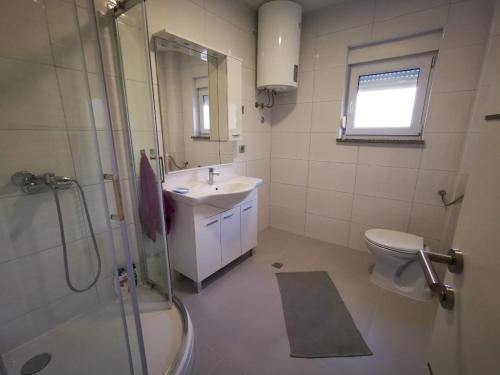 Duša, New Holiday House, near Makarska in Šumet