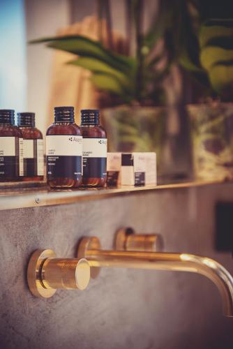 Magnolia Boutique Rooms - image 7