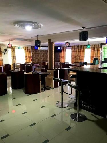 Restoran, Fokuzzy Lodge in Accra