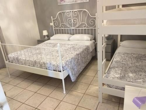 Quadruple Room with Private Bathroom