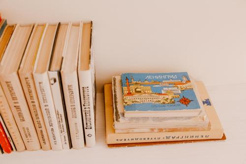 BookCase Hostel - image 2