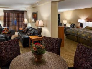 Best Western Plus Bloomington Hotel