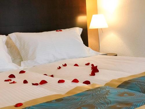 2 twin beds