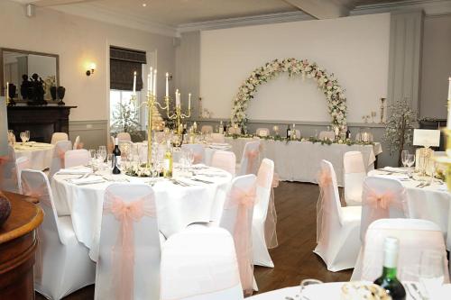 Gwydyr Hotel - main image