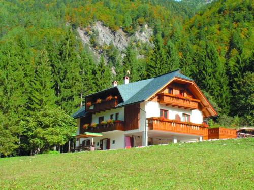  Agriturismo Prati Oitzinger, Pension in Valbruna bei Nassfeld