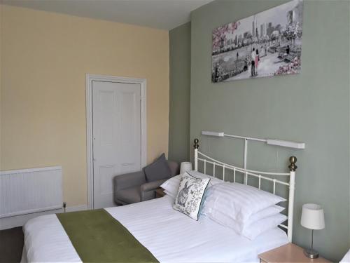 Ashfields - image 6