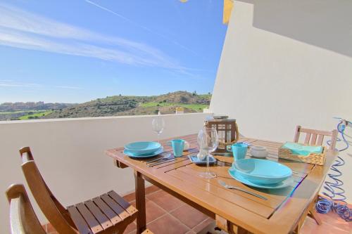 Bluebay Apartment - CT 108