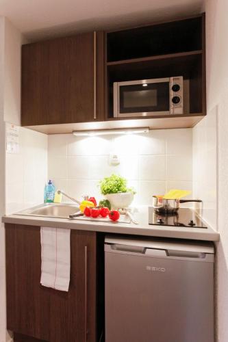 Aparthotel Adagio Access Marseille Saint Charles - main image