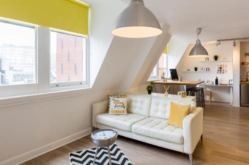 Modern Loft Grand Central 4
