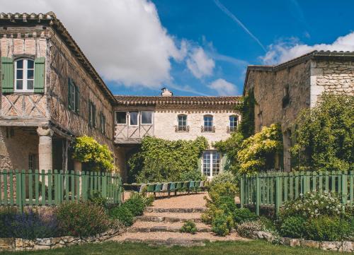 Chateau de Puissentut gîte à louer Bivès