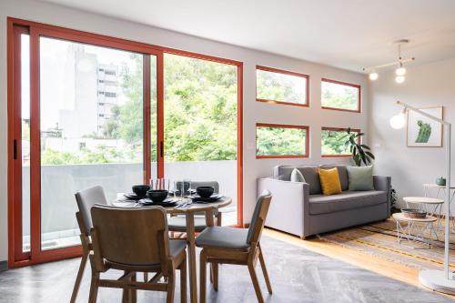 1Br In Condesa In a Renovated Art Deco Building!