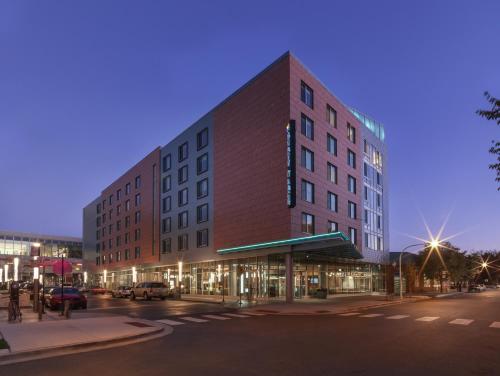 Hyatt Place Chicago-South/University Medical Center