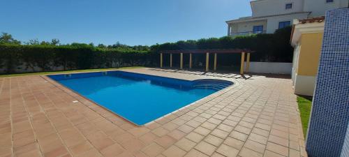 Apartamento piscina 5 minutos praia 4