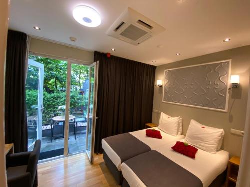Alp Hotel - image 6