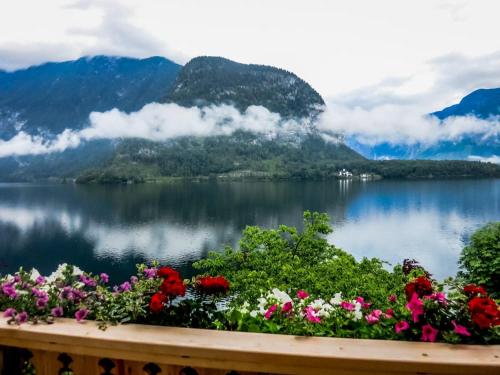 Gasthof Simony Hallstatt B&B - image 5