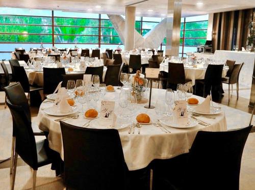 레스토랑, 호텔 토레망가나 (Hotel Torremangana) in 쿠엔카 시티 센터