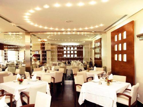 레스토랑, 호텔 토레망가나 (Hotel Torremangana) in 쿠엔카 시티 센터