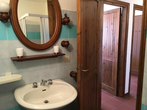 Borgo Spiaggia Isola Rossa Borgo Spiaggia Isola Rossa