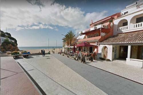AlgarveSand - Xai-Xai - Apartment in Carvoeiro near the beach