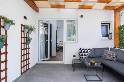 Deluxe Rooms and Apartments Korzo 5