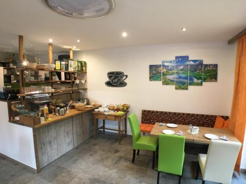 Facilities, B&B Simmer in Obertraun