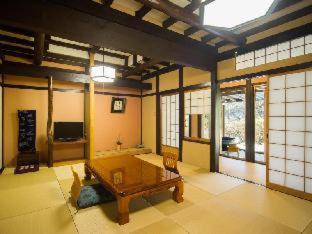 Momijiya Bekkan Kawa No Iori Ryokan in Ukyo