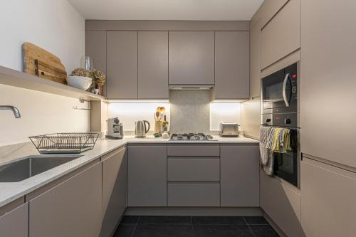 Stylish 2-bed Flat With Terrace Near Battersea Park - Chelsea
