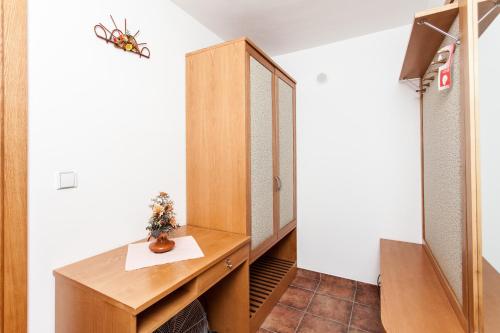 Depandance Hotel u Crlíků - image 12