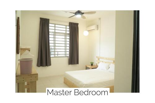 Cozy, Spacious, Air Cond UMP Gambang Homestay -- The Pigeon Guest House in Gambang