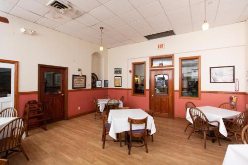 The Rialto Hotel - image 6