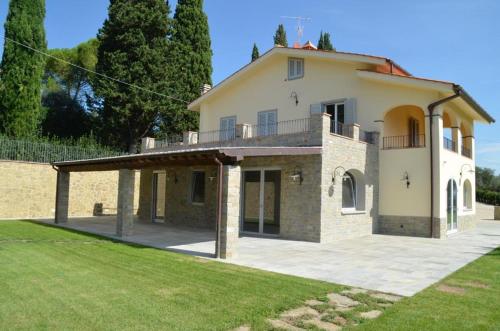 Apartment in Tavarnelle Val Di Pesa 