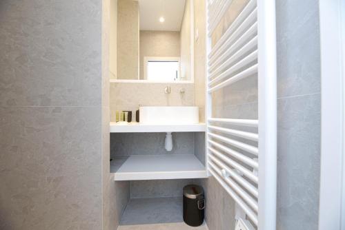 Luxury home in PARIS - Musée du Louvre - main image