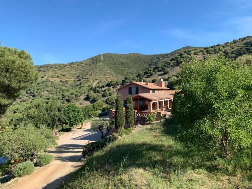 Can Ballús Bed&Breakfast chambre d'hôte Sant Boi de Llobregat