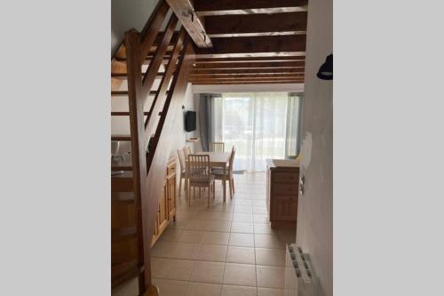 Chalet de montagne au pied des pistes station Val Louron in อาเดอร์วีแยล-ปูเชิร์ก