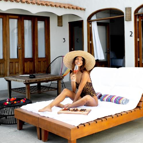258949374 DISTRITO 88 - Hotel Boutique Only Adults