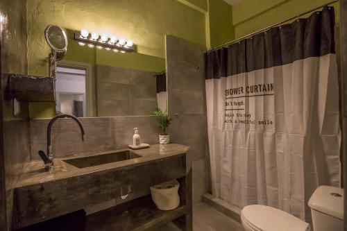 Bathroom, live it _ Karditsa in Karditsa
