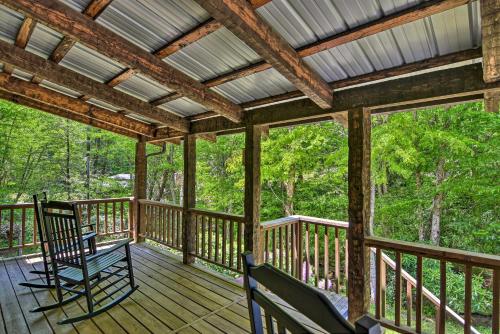 Charming Creekside Mountain Cabin! - main image