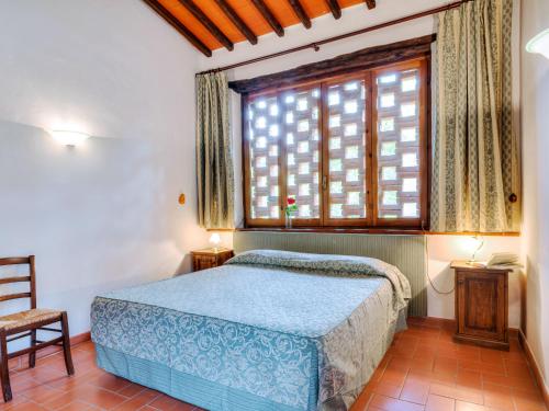 Cozy Farmhouse in Greve in Chianti with Swimming Pool - main image