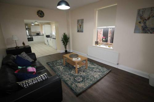 Newcastle City Apartment All En-Suite