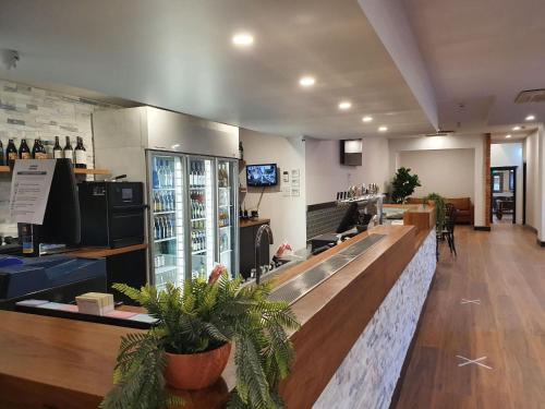 Pub/Lounge, Empire Hotel in Goulburn